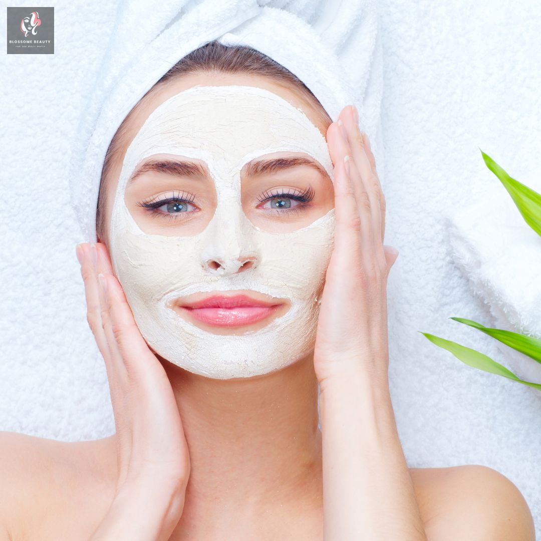 Skincare facial treatment at beauty parlour
